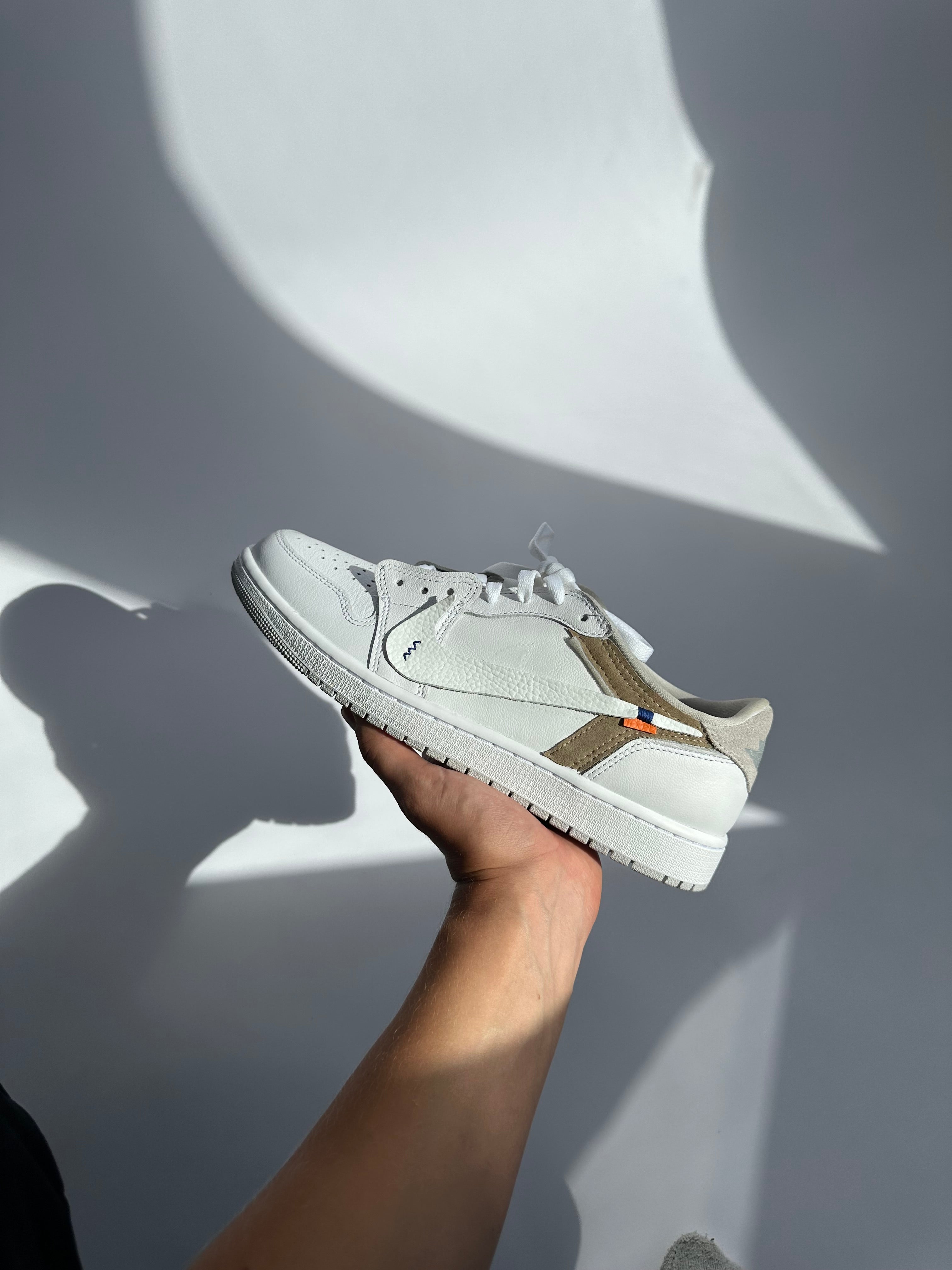 OFF-WHITE JORDAN 1 LOW TRIPLE WHITE