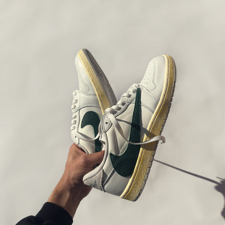 TRAVIS SCOTT JORDAN 1 LOW “FOREST GREEN”